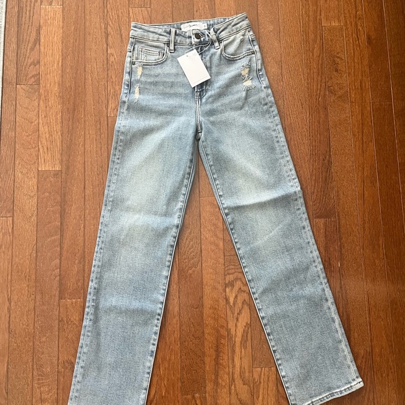 NWT CJLA Chrissy High Rise Distressed Vintage Jeans - Picture 3 of 4